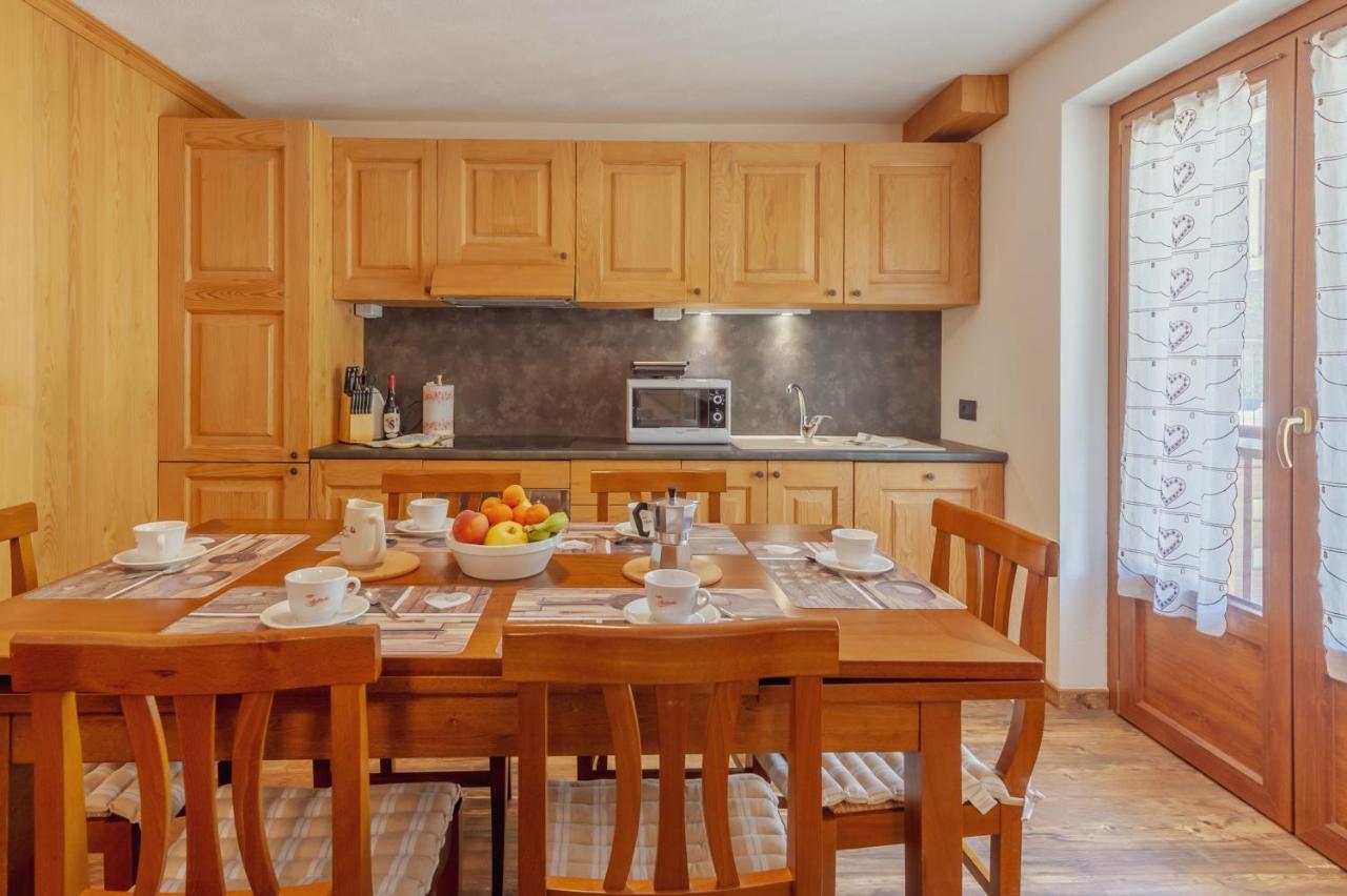 Casa Jasmine - Cir Vda Courmayeur 0154 Eksteriør bilde