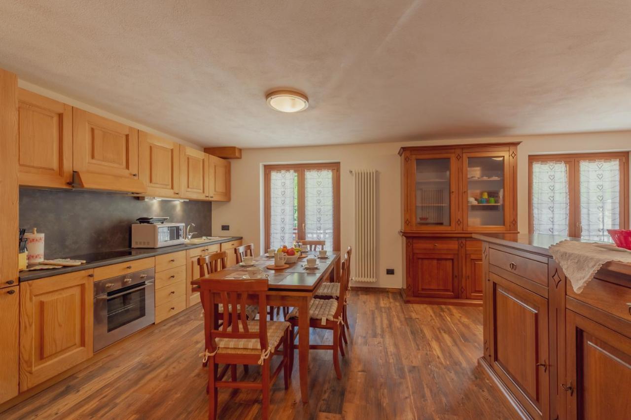 Casa Jasmine - Cir Vda Courmayeur 0154 Eksteriør bilde