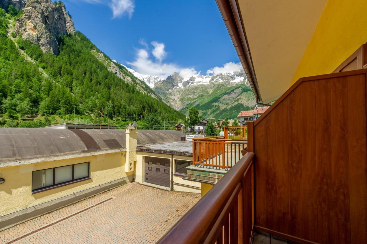 Casa Jasmine - Cir Vda Courmayeur 0154 Eksteriør bilde