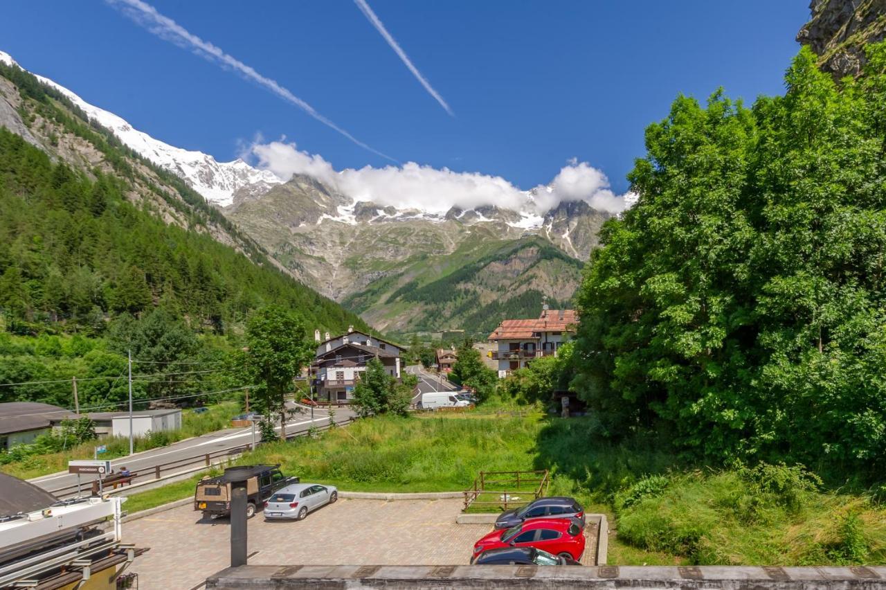 Casa Jasmine - Cir Vda Courmayeur 0154 Eksteriør bilde