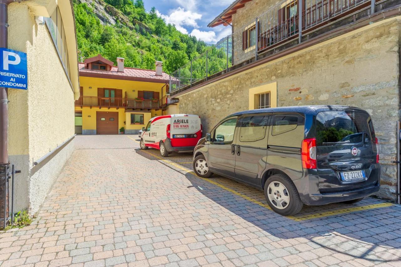 Casa Jasmine - Cir Vda Courmayeur 0154 Eksteriør bilde